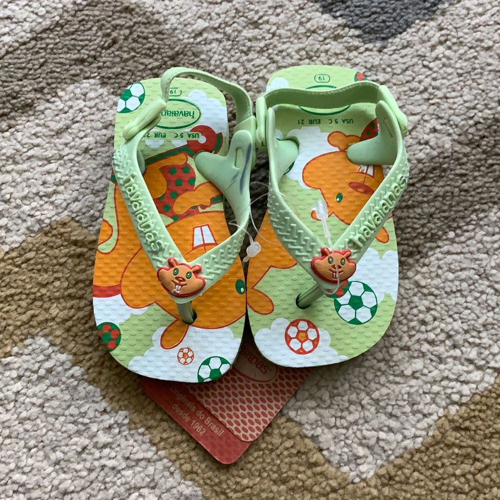 New Havaianas size 5